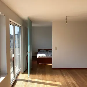 Appartement Jolie Studio Avec Vue Sur L'atomium, Brussel